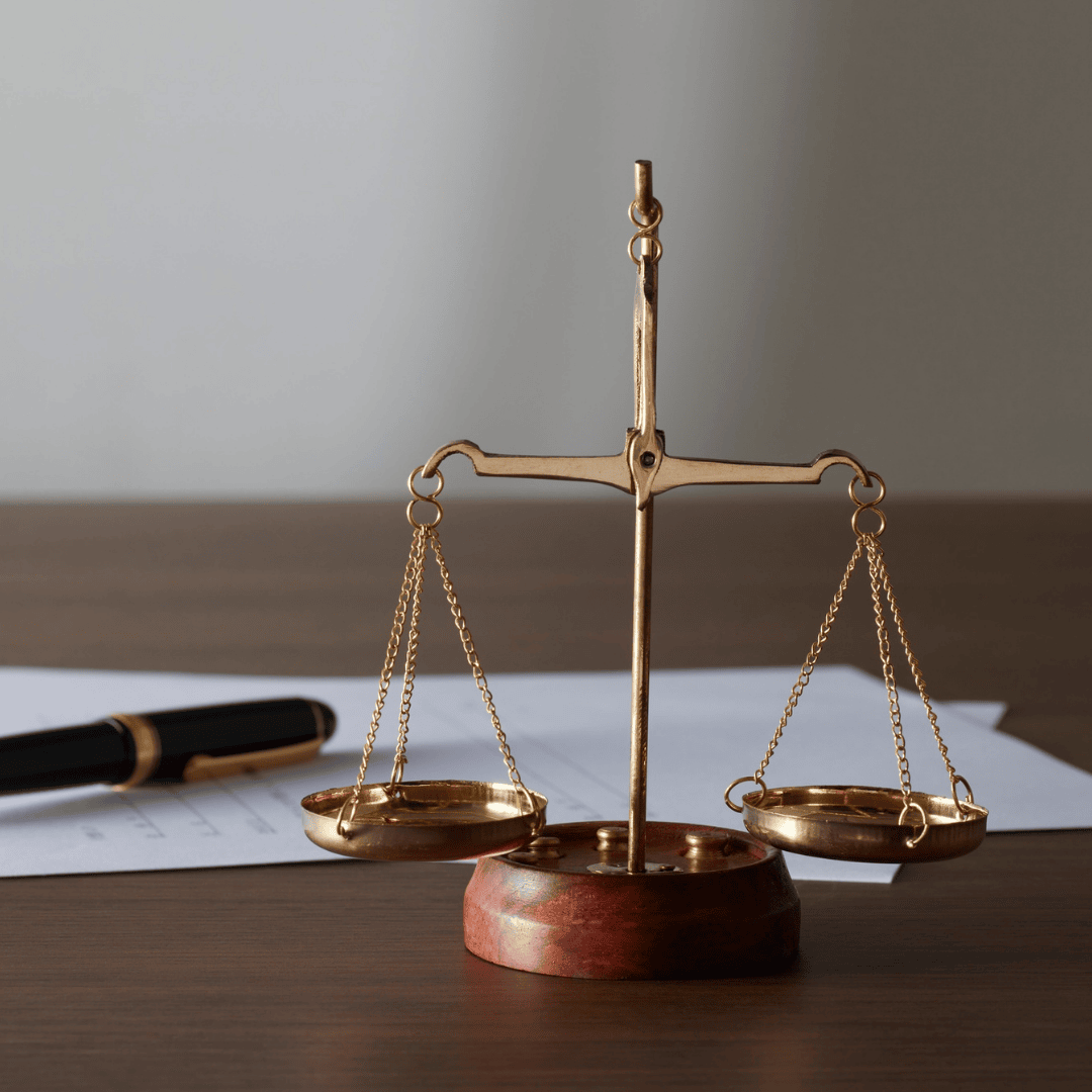 وکیل حسینی دخت قبول وکالت در امور ملکی در تهران سعادت آباد